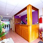 Logis Jum'hotel 3*