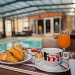 Logis Jum'hotel Hotel Saints-Geosmes