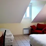 Hotel Logis Jum'hotel Saints-Geosmes