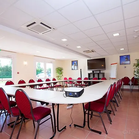 Logis Jum'hotel מלון Saints-Geosmes