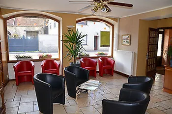 Logis Jum'hotel מלון 3*