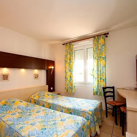 Logis Jum'hotel Ξενοδοχείο