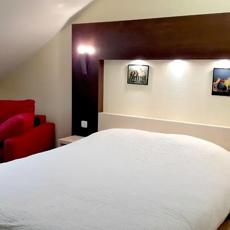 Logis Jum'hotel Saints-Geosmes