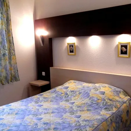 Logis Jum'hotel מלון