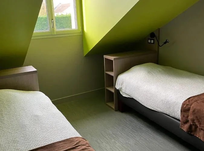 Logis Jum'hotel Saints-Geosmes