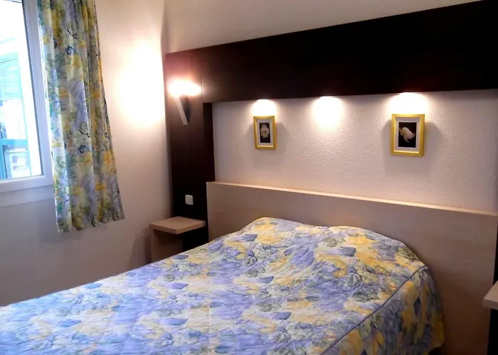 Logis Jum'hotel Hotel