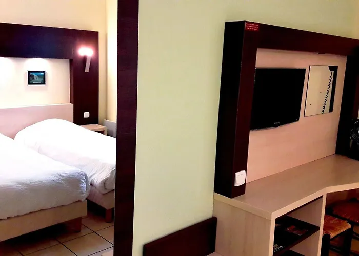 Logis Jum'hotel 3* Saints-Geosmes